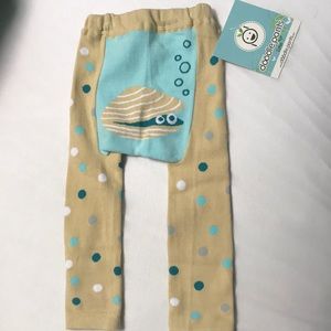 Doodle Pants, clam pattern, size small